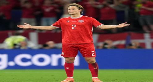 لقطة اليوم.. بين التسجيل والإلغاء والتسبب بركلة جزاء.. الكرة تعاند أندرسن في 3 دقائق